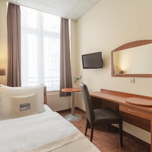 Economy Kamer met een King Size Bed